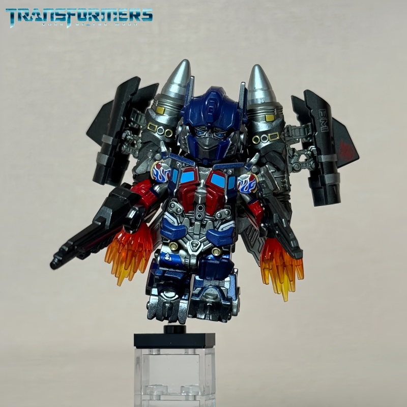 Optimus Prime Jetpack Transfor - огляд і ціна Model Kit Optimus Prime