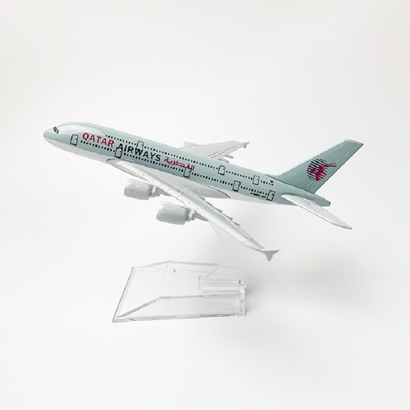16cm 1/400 Scale Qatar Airways - огляд і ціна Model Kit Store