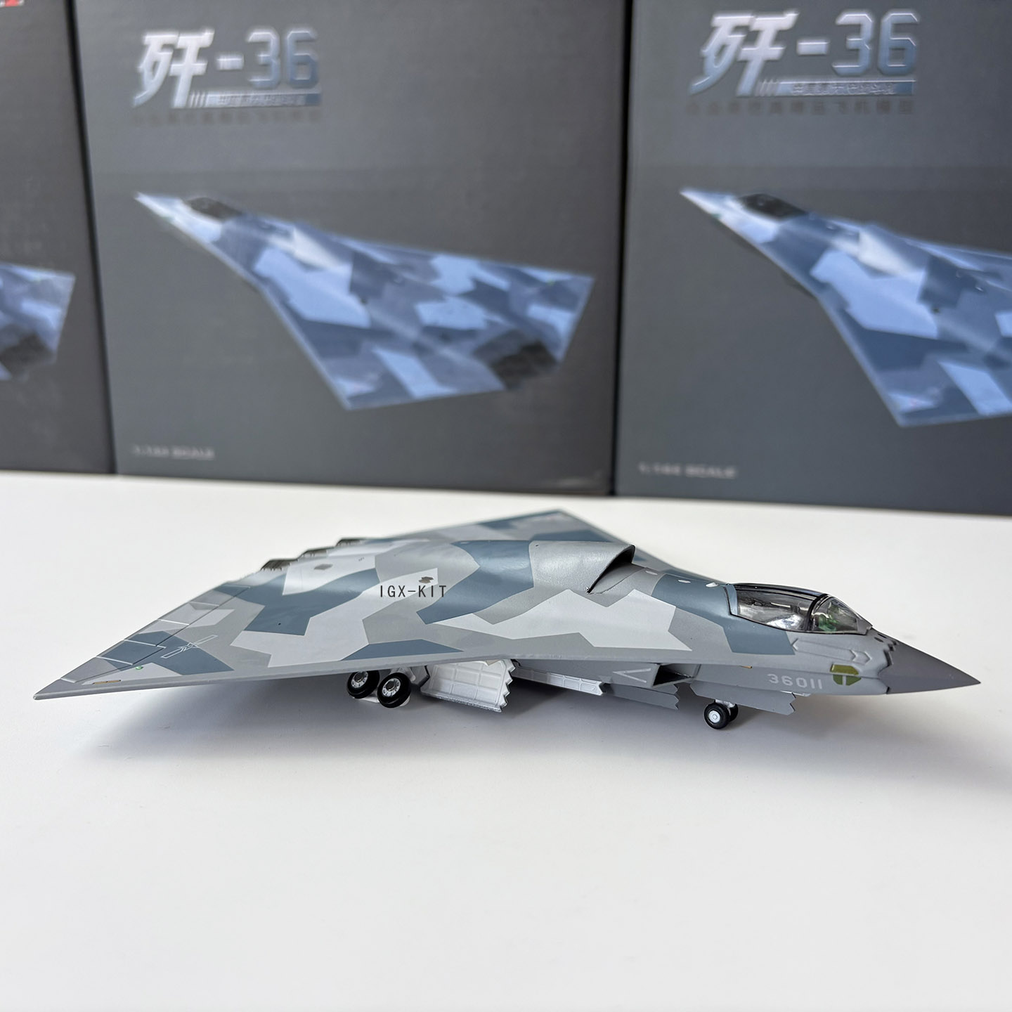 1/144 J-36 Chinese 6th Generat - огляд і ціна Model Kit Store