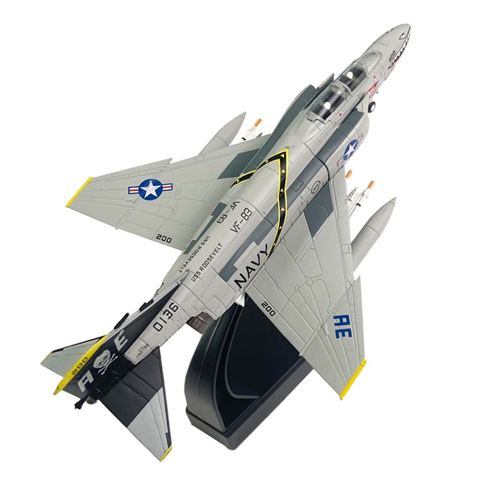 1:100 Scale US F4C F-4 Phantom - огляд і ціна Model Kit Store