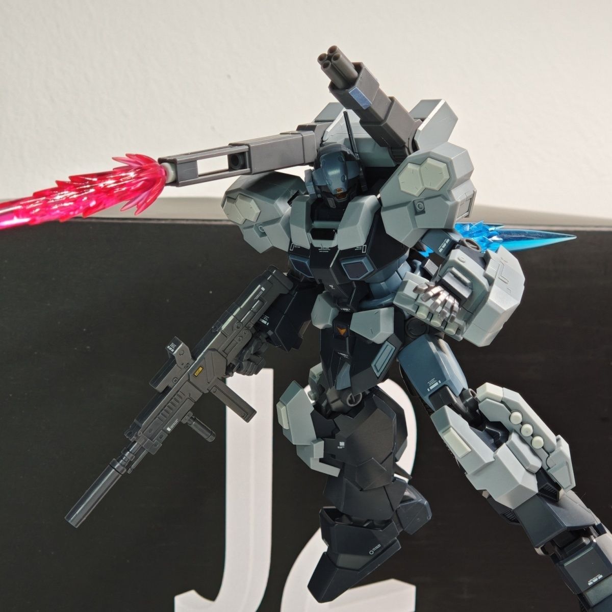 BAOBAO Model HG 1/144 Assembly - огляд і ціна Model Kit Gundam Bandai